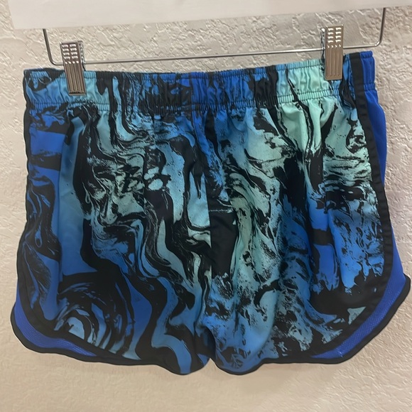 Nike Women’s Brief-Lined Blue Marble Running Shorts, Size Medium - Picture 10 of 12